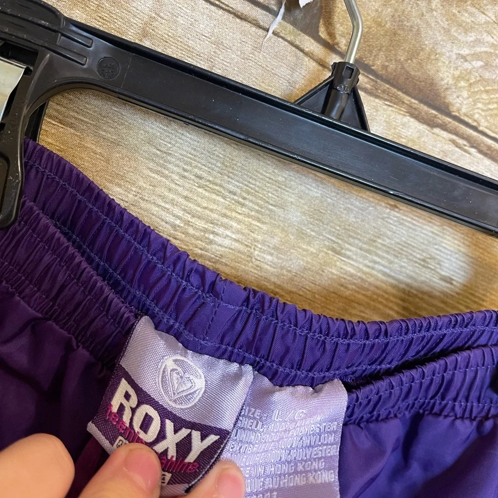 Y2K girls Roxy pants 🛍